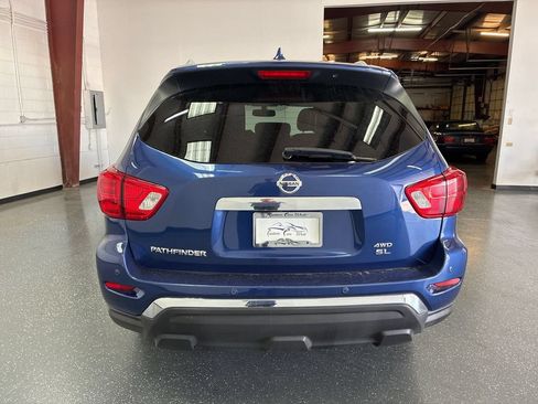 Used 2020 Nissan Pathfinder SL AWD/4WD image 5