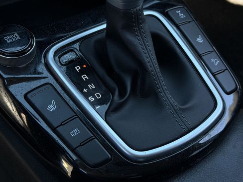 Used 2024 Kia Seltos S image 16