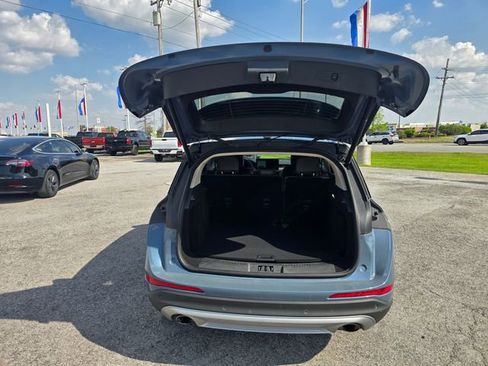 Used 2023 Lincoln Corsair AWD image 13