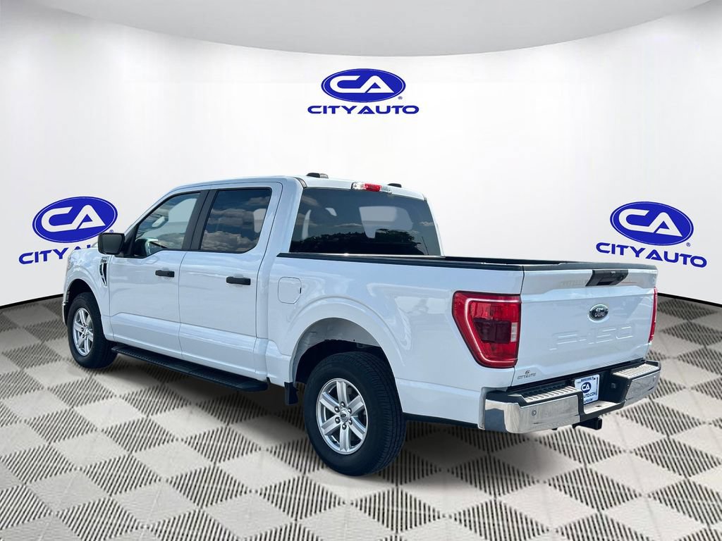 Used 2021 Ford F150 XLT w/ Trailer Tow Package RWD image 5