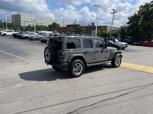 Certified 2020 Jeep Wrangler Unlimited Sahara w/ Cold Weather Group AWD/4WD image 8