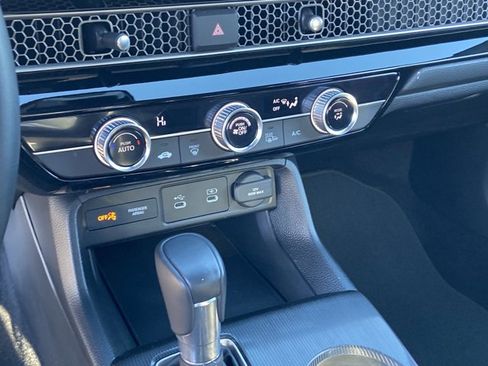 Used 2025 Honda Civic Sport image 37