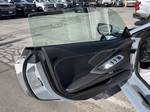 Certified 2022 Chevrolet Corvette Stingray Convertible w/ Battery Protection Package image 16