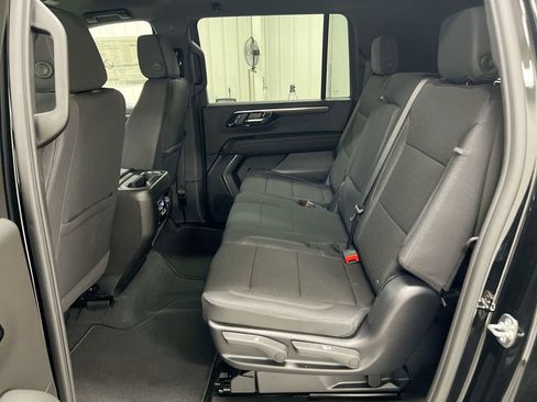 New 2026 Chevrolet Suburban LS AWD/4WD image 23