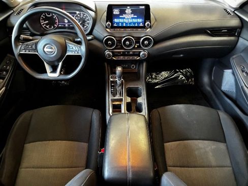 Used 2024 Nissan Sentra SV FWD image 3