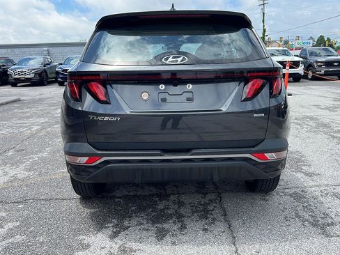 Used 2023 Hyundai Tucson SE AWD/4WD image 4
