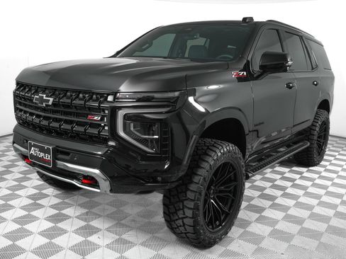 Used 2026 Chevrolet Tahoe Z71 w/ Comfort Package AWD/4WD image 8