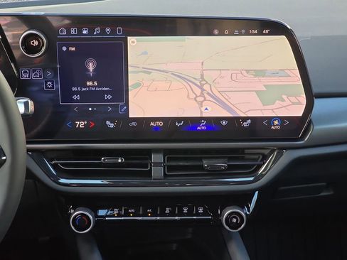 New 2026 Chevrolet Equinox EV RS image 13