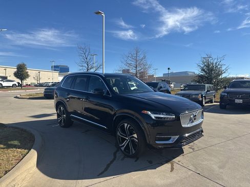 Certified 2023 Volvo XC60 B5 Plus w/ Protection Package Premier image 3