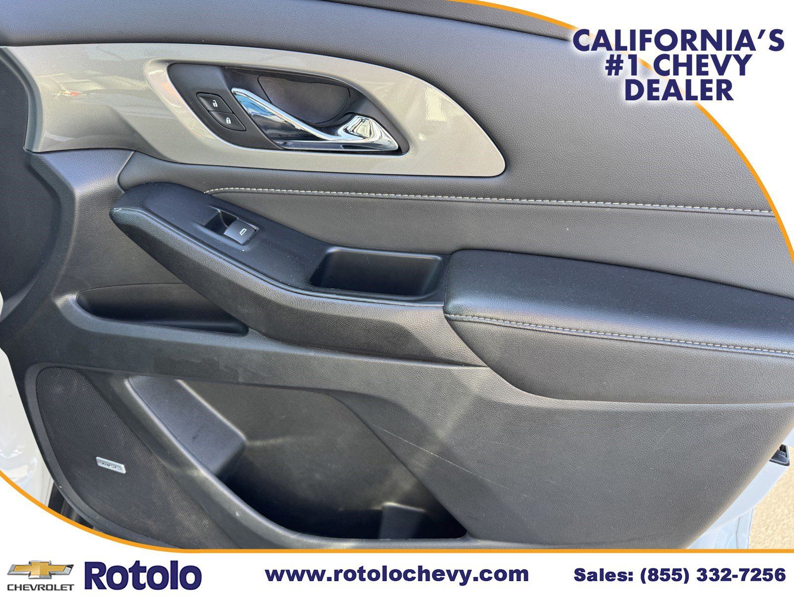 Used 2023 Chevrolet Traverse LT w/ LT Premium Package FWD image 9
