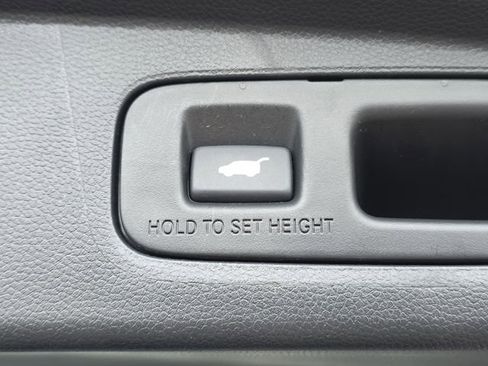 Used 2025 Honda CR-V EX-L image 13