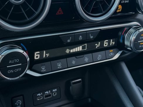 New 2025 Nissan Sentra SR image 21