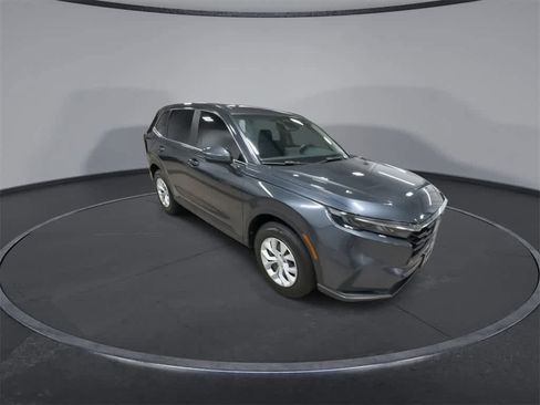 Used 2023 Honda CR-V LX image 2