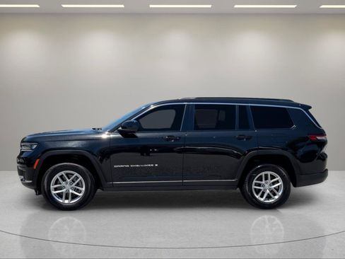 Used 2025 Jeep Grand Cherokee L Laredo RWD image 2