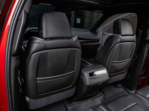 Used 2021 Cadillac Escalade Sport w/ Driver Assist Tech Package image 30