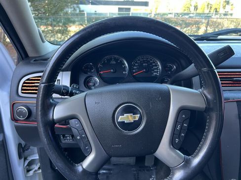 Used 2013 Chevrolet Silverado 1500 LTZ image 24