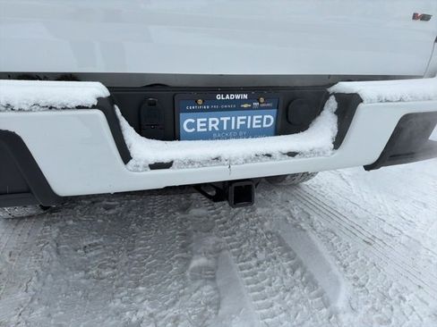 Used 2022 Chevrolet Colorado LT w/ LT Convenience Package image 16