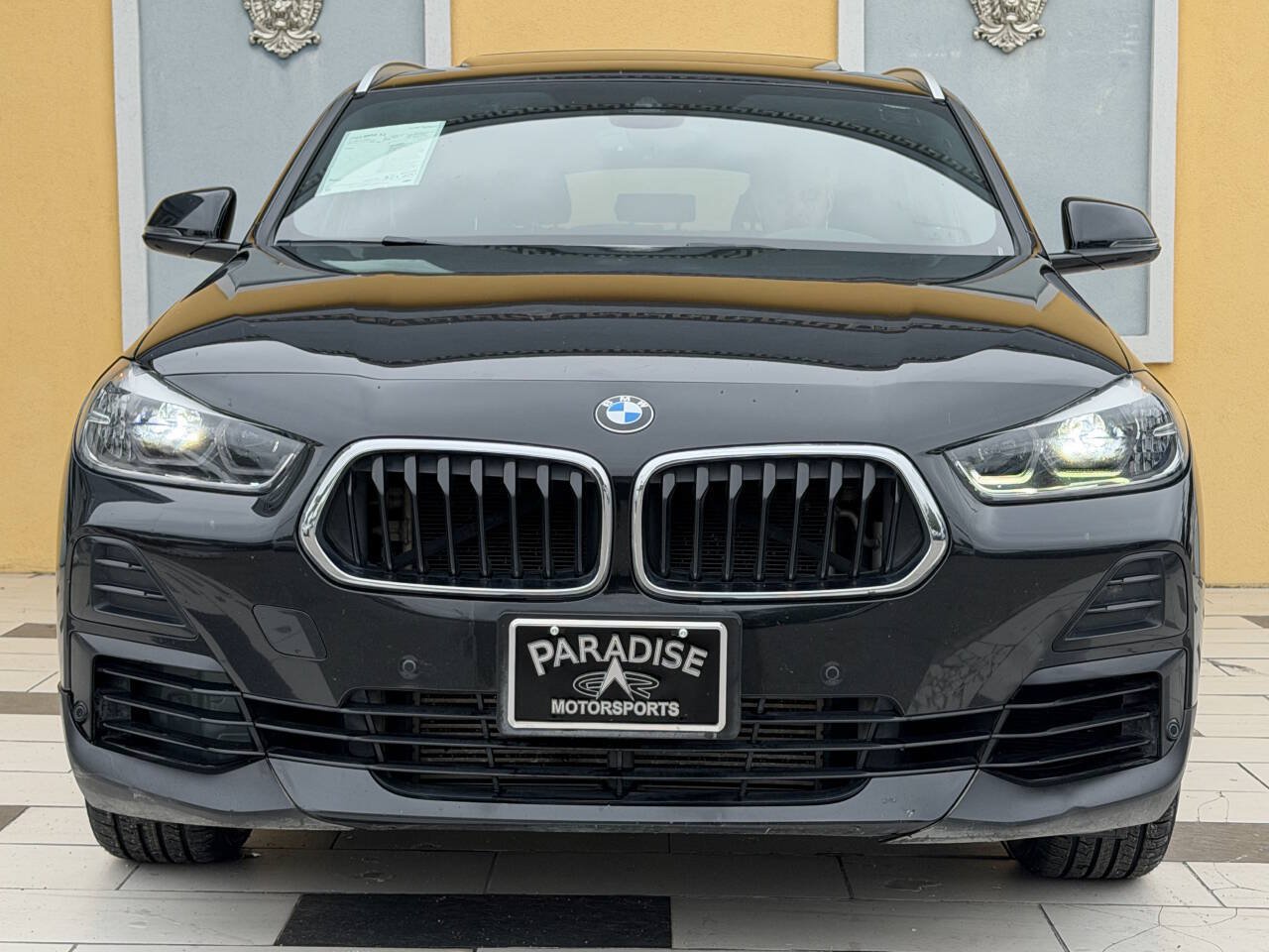 Used 2023 BMW X2 xDrive28i w/ Convenience Package AWD/4WD image 2