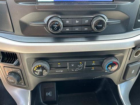 Used 2021 Ford F150 XLT image 32