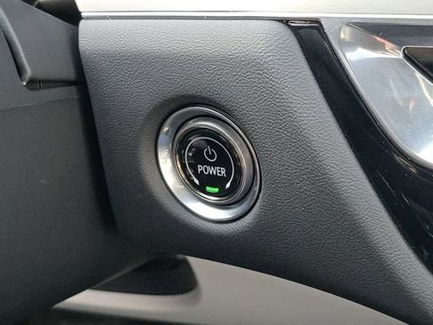 Used 2024 Cadillac Lyriq Sport image 34