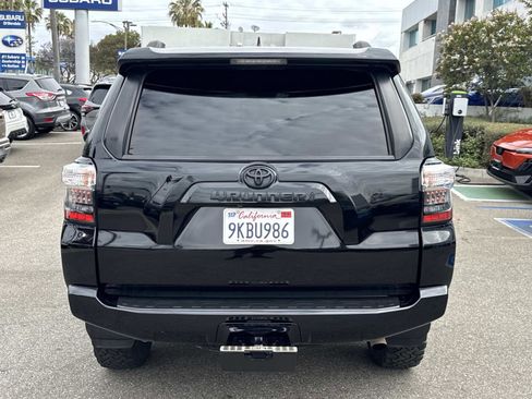 Used 2021 Toyota 4Runner Venture AWD/4WD image 5