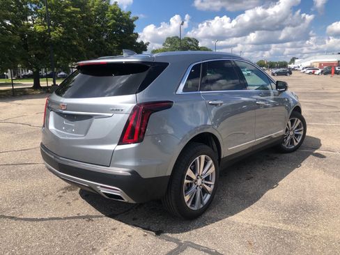 Used 2024 Cadillac XT5 Premium Luxury w/ LPO, Floor Liner Package AWD/4WD image 3