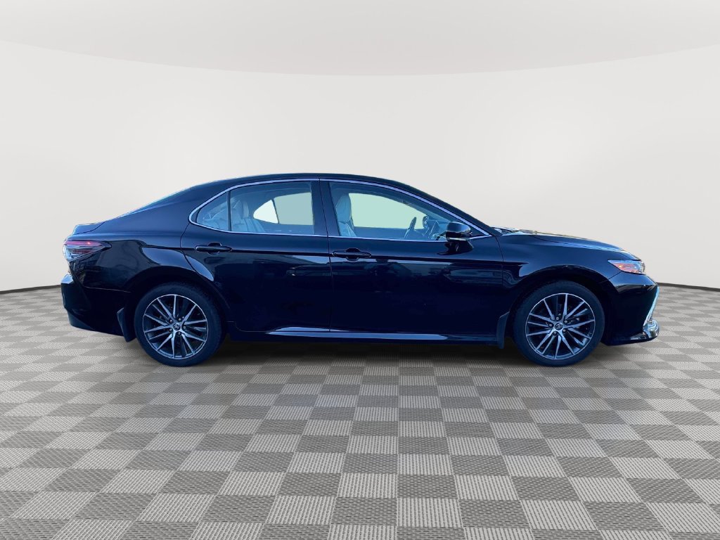 Used 2024 Toyota Camry XLE w/ Cold Weather Package AWD/4WD image 8