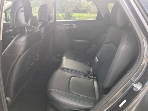 Certified 2023 Kia Sportage EX FWD image 15