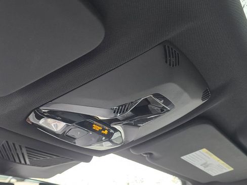 Used 2025 BMW X1 xDrive28i w/ Convenience Package image 36