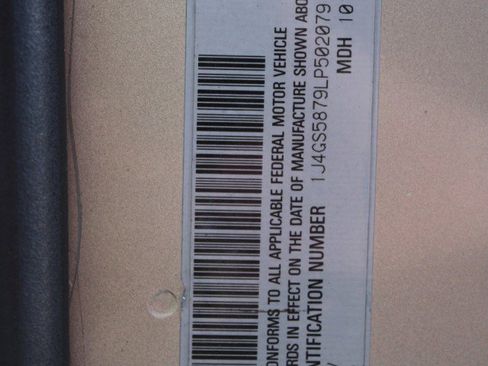 Used 1990 Jeep Grand Wagoneer image 51