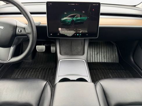 Used 2022 Tesla Model 3 Performance image 11