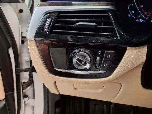 Used 2022 BMW 540i 540i w/ Premium Package image 23