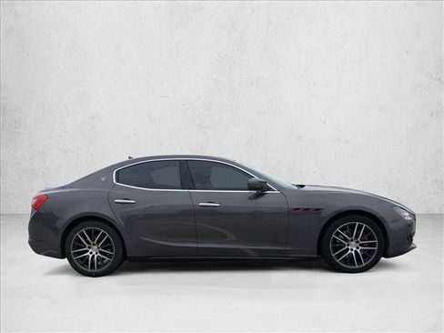 Used 2018 Maserati Ghibli image 4
