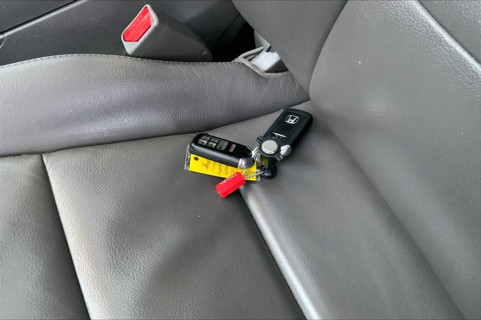 Used 2016 Honda Odyssey EX-L image 12