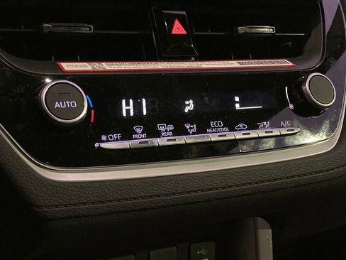 Certified 2025 Toyota Corolla Cross AWD Hybrid image 23