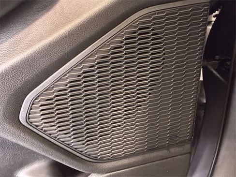 Used 2024 Jeep Grand Cherokee Laredo image 31