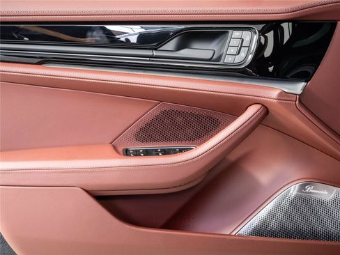 New 2026 Porsche Panamera 4 AWD/4WD image 6