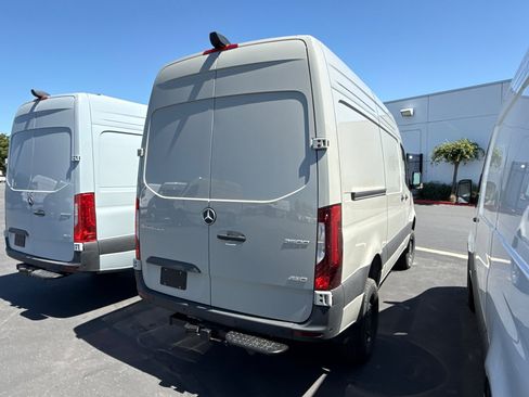 New 2026 Mercedes-Benz Sprinter 2500 image 3