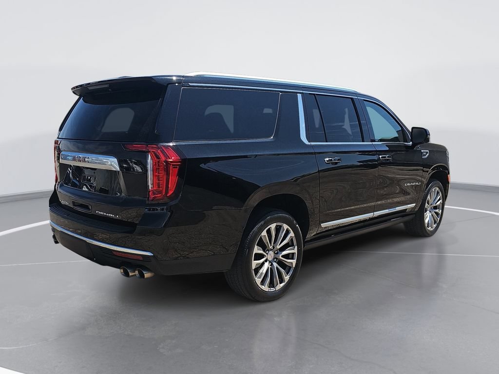 Certified 2021 GMC Yukon XL Denali w/ Denali Premium Package AWD/4WD image 3
