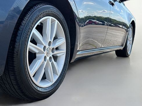 Used 2014 Toyota Avalon Limited FWD image 14