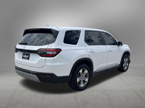 Used 2025 Honda Pilot EX-L image 12