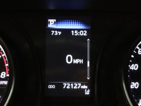 Used 2021 Toyota Camry SE image 20