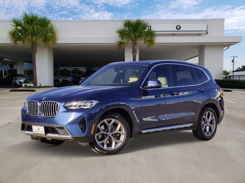 Certified 2022 BMW X3 xDrive30i w/ Convenience Package image 1