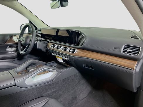 New 2026 Mercedes-Benz GLE 350 4MATIC image 32