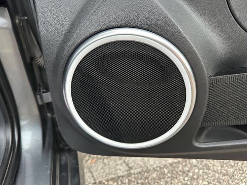 Used 2014 Volkswagen Beetle 1.8T image 40