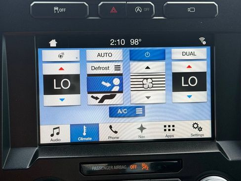 Used 2017 Ford F150 Platinum w/ Equipment Group 701A Luxury AWD/4WD image 41