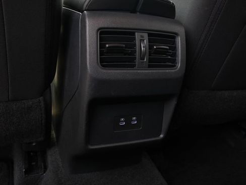 Used 2024 Nissan Rogue SV AWD/4WD image 27