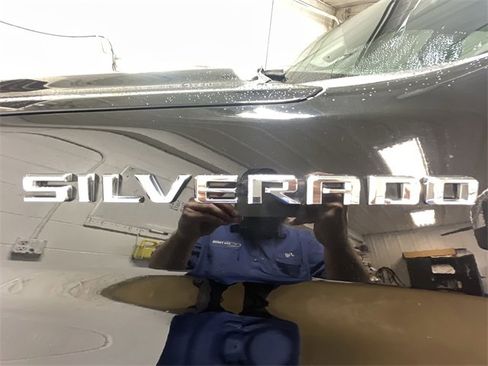 Used 2022 Chevrolet Silverado 1500 LT image 31