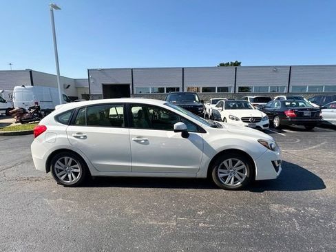 Used 2015 Subaru Impreza 2.0i Premium AWD/4WD image 13