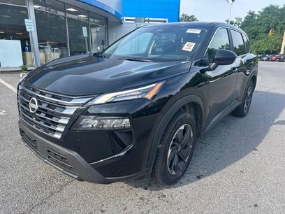 Used 2025 Nissan Rogue SV